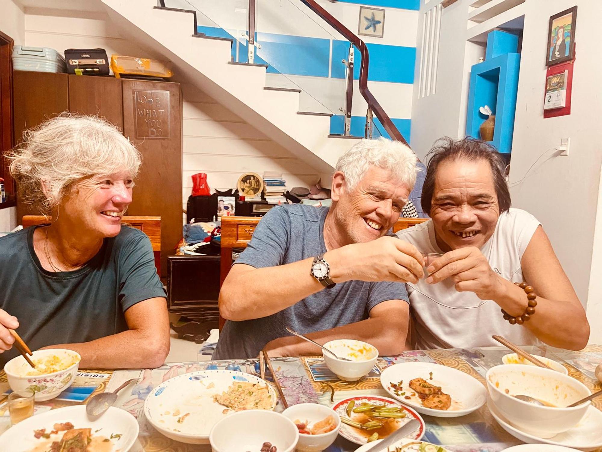 Golden Lantern Tam Thanh Homestay Тамки Екстериор снимка